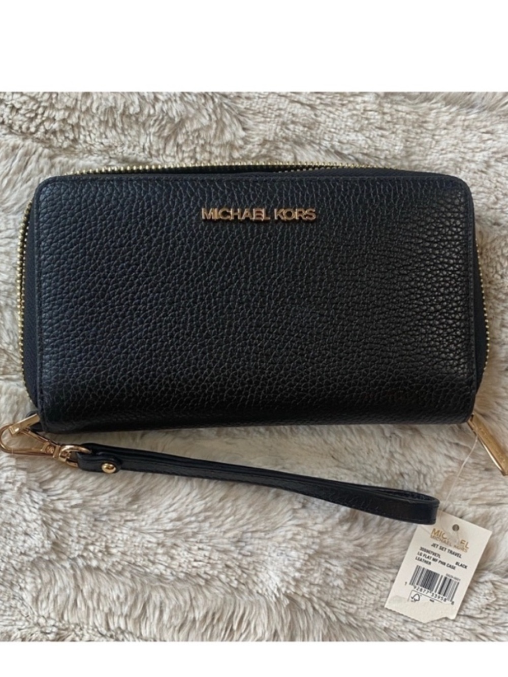 Michael Kors Black Pebbled Wallet/Phone Case